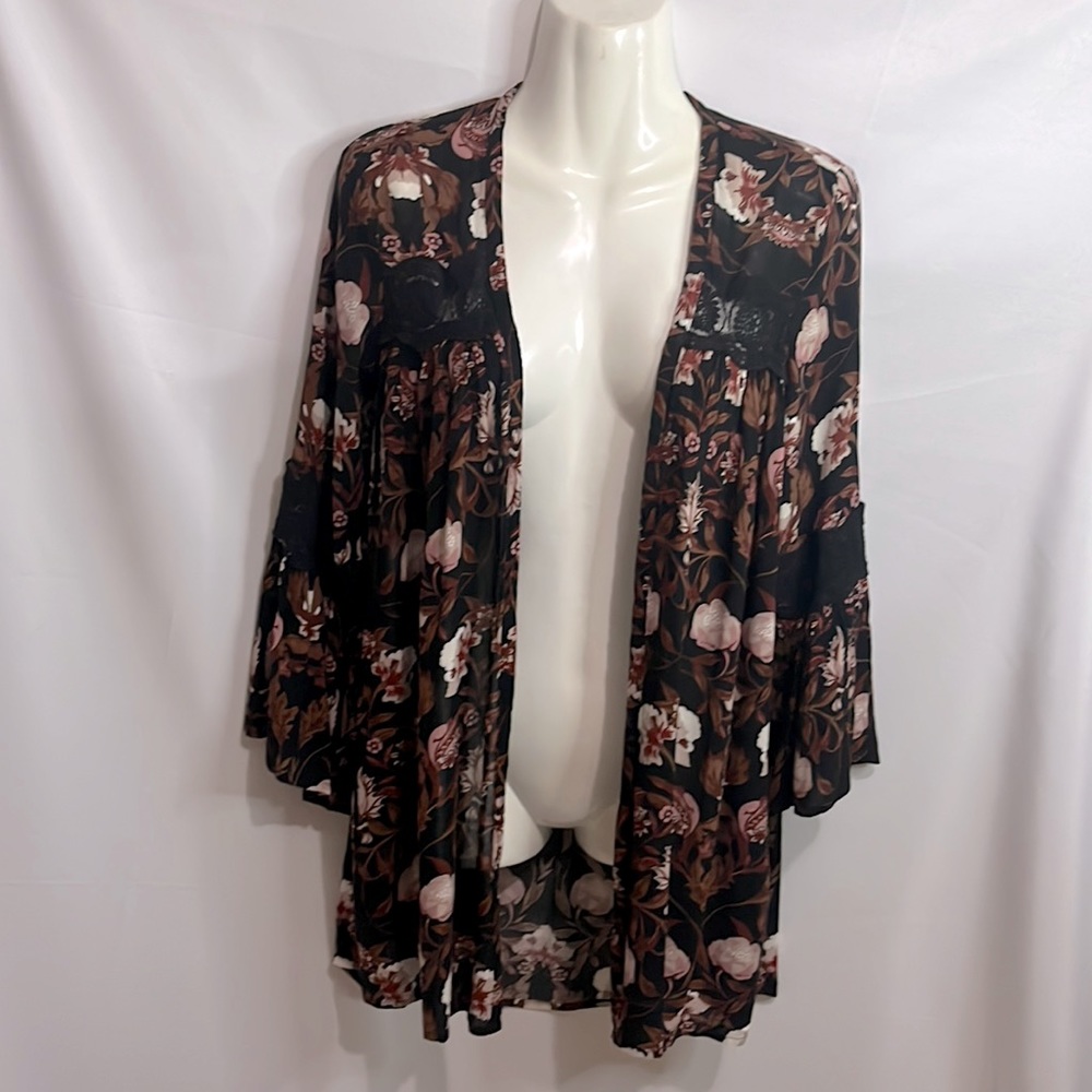 American Eagle open sweater/cover-up- new